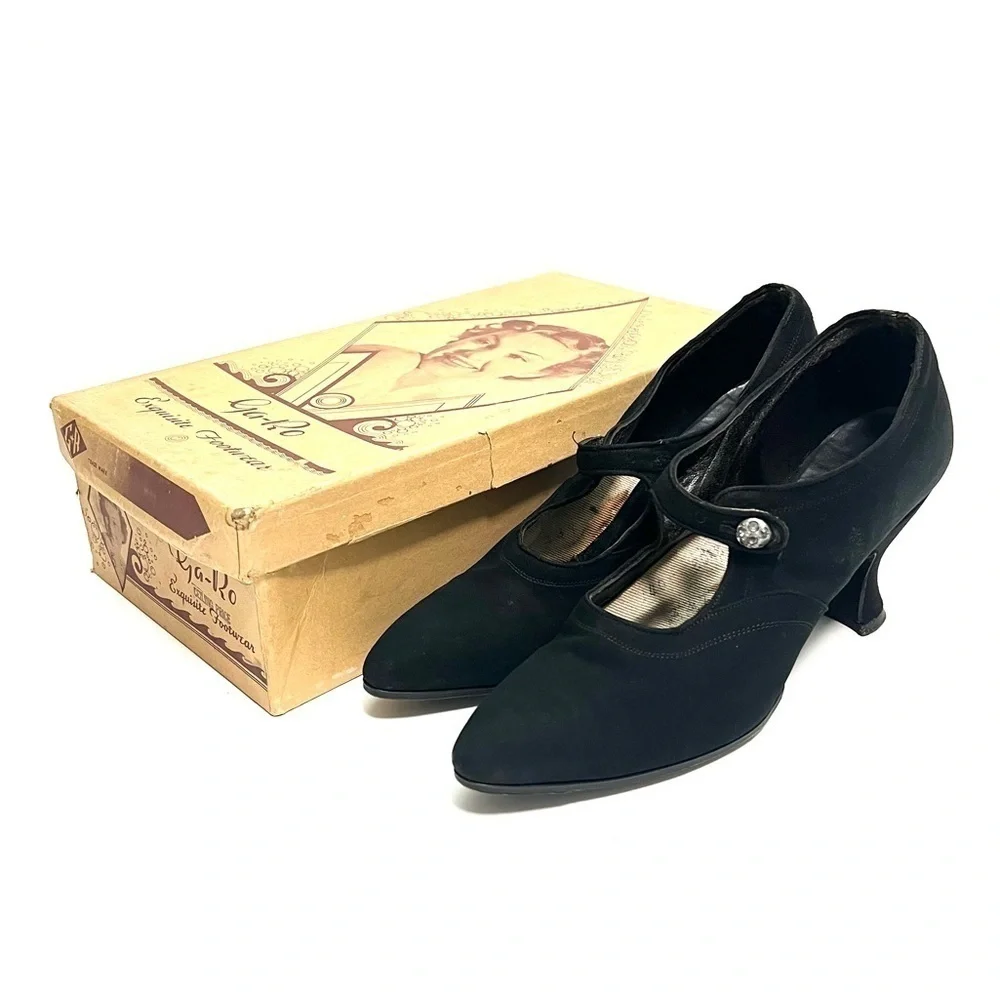 Vintage 1940s black suede pointed toe rhinestone button Mary Jane heels